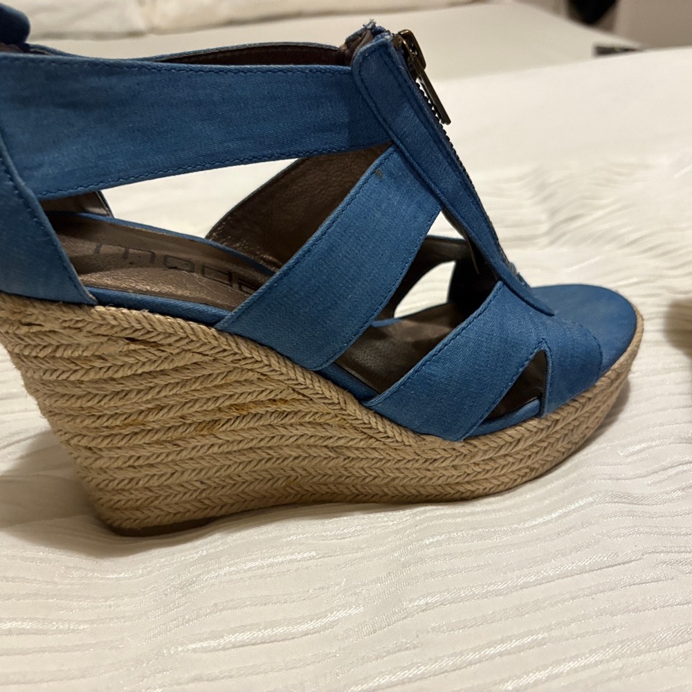 Moda Blue Wedge Sandals - Picture 4 of 7
